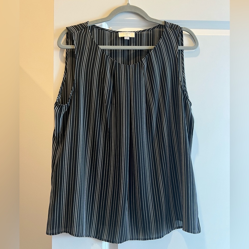LOFT Sleeveless Blouse